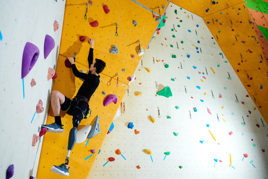 Handicapped climber breaking barriers