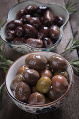 Cured greek olives