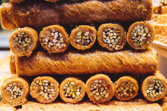 Traditional turkish dessert - kadayif