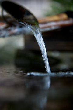 白川郷の天然水 © L.tom