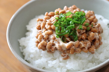 納豆　Natto(fermented soybeans)