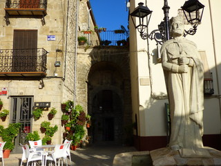 Fototapeta premium Iznatoraf,pueblo historico de Jaén, Andalucía (España) junto a Villanueva del Arzobispo, en la comarca de las Villas.