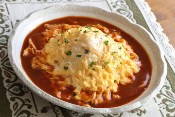 ふわとろオムライス　omelette with rice