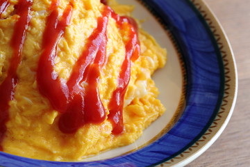 ふわとろオムライス　omelette with rice