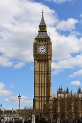 Fototapeta na wymiar Big Ben un westminster abbay in london 