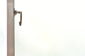 曇りガラスとロック