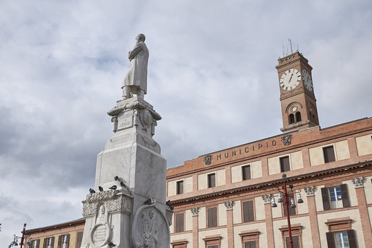 Forli, Italy - January 03, 2018 : Aurelio Saffi statue