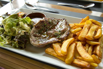 Steak and frites
