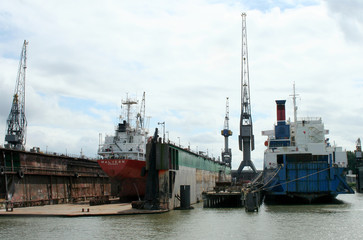 Fototapeta premium Floating dock in the Port of Rotterdam