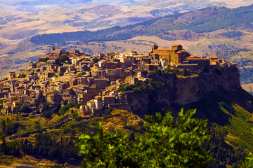 Calascibetta è un paese in provincia di Enna, Sicilia