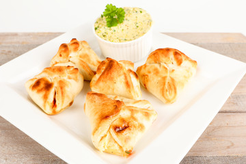 gefüllte Pizzabrötchen