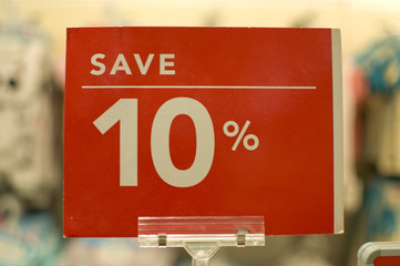Save ten percent red sign board