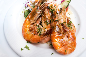 delicious fried shrimp with lettuce