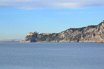 Fototapeta na wymiar Duino-Aurisina (Trieste) - Castello di Duino