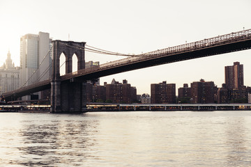 Obraz premium Most Brookliński w Nowym Jorku.