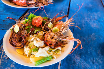 Tasty prepared lobsters and jumbo shrimps