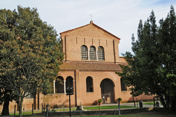 Fototapeta na wymiar Ravenna, la Basilica di Sant'Apollinare in Classe