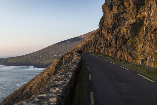 Travel around Ireland Dingle