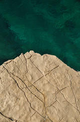 Felsstrukturen an der kroatischen Küste
