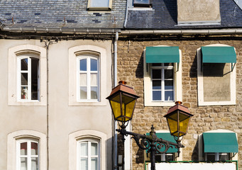 Fototapeta na wymiar facades of urban houses in Boulogne-sur-Mer city