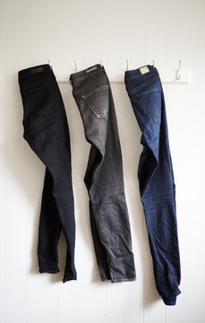 Women's Jeans Hanging