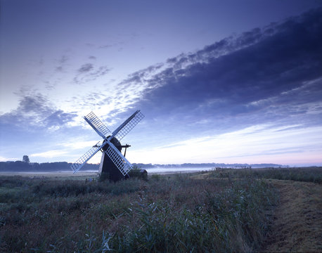 Dawn, Herringfleet Drainage Mill