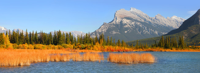 Panoramic view of Vermilion lakes in Banff national park - obrazy, fototapety, plakaty