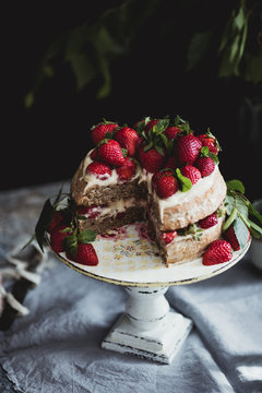 Strawberry naked cake