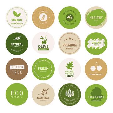 organic natural label and tag bannner. badge and ribbon green color.