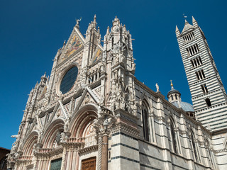 Fototapeta premium West facade of Siena Cathedral