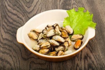 Pickled mussels