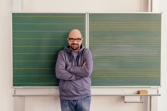 Portrait of a teacher wearing cool casual clothes