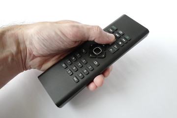 télécommande et main