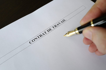 contrat de travail signature