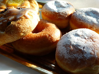 mangiare dolci a colazione