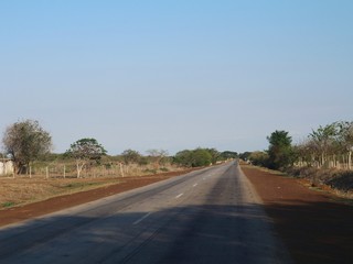 auf kubanischen Stra&szlig;en, Landstra&szlig;e, D&ouml;rfer und Autos, Kuba, Karibik