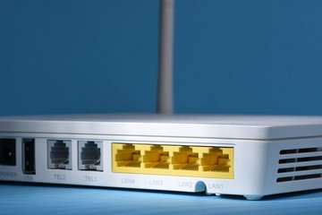 Wireless white network router with selective focus