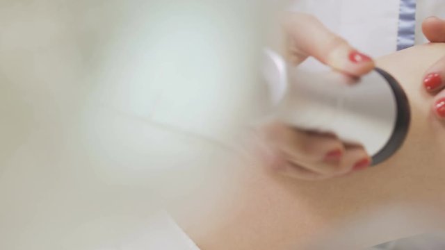 Rf-lifting procedure in beauty clinic