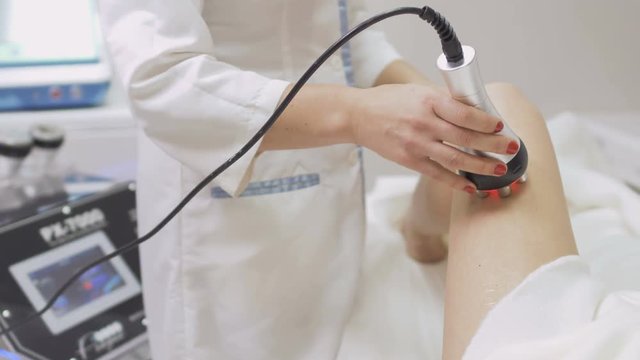 Rf-lifting treatment in beauty clinic