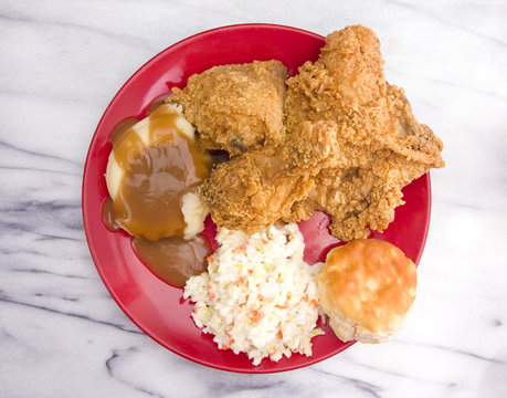 Crispy Fried Chicken and Sides as a Perfect Classic Meal