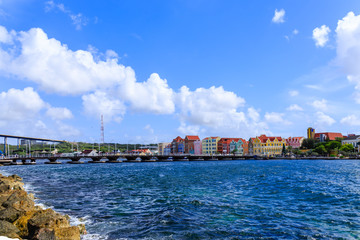 Fototapeta na wymiar Pontoon Bridge in Willemstad Curacao