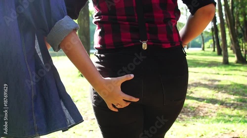 Musta lesbo Butt