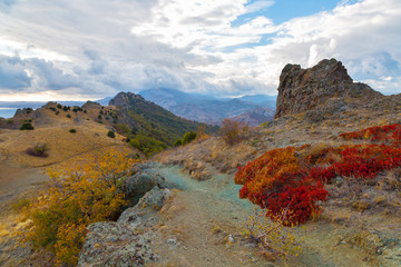 Obraz premium Rocks of the extinct volcano KaraDag in autumn, Crimea