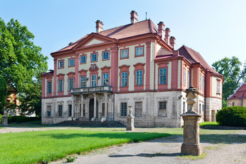 Naklejka premium Libechov castle near Melnik, Central Bohemia, Czech republic