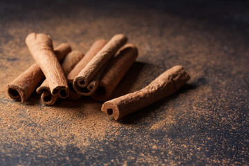 Cinnamon sticks