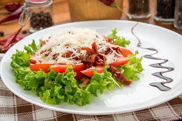 sundried tomatoes olive oil, mozarella cheese