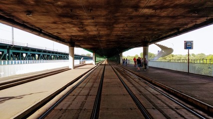 Tory pod mostem © Patryk