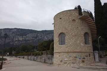 Fototapeta na wymiar Tower at Lake Garda, Italy
