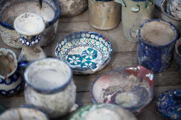 Boleslawiec ceramics - destroyed ceramics - art