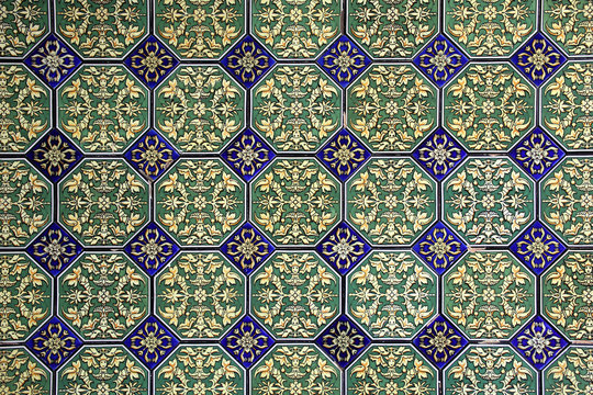 traditionelle Wandfliesen